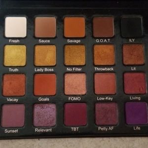 SOLD - Violet Voss Hashtag Eyeshadow Palette